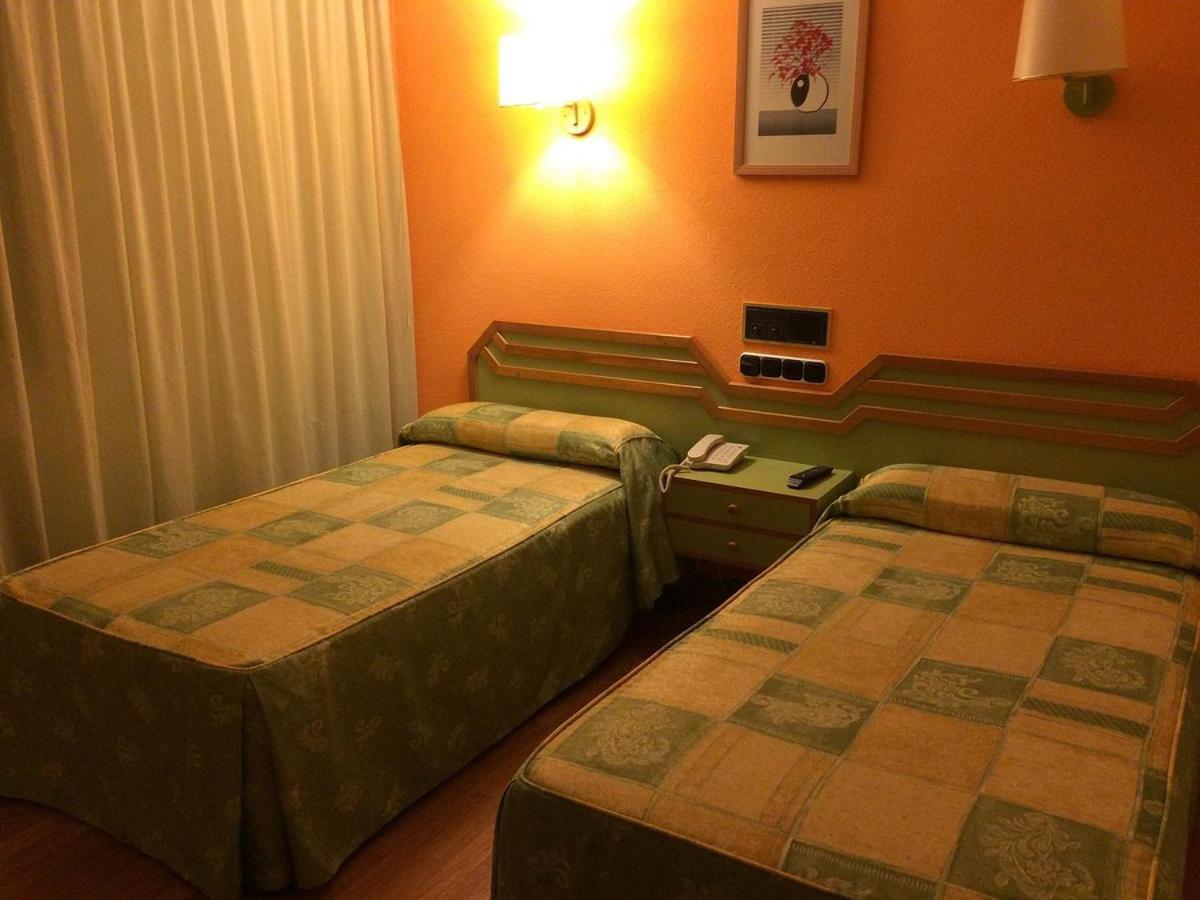 Hotel Alda Гихуэло Экстерьер фото