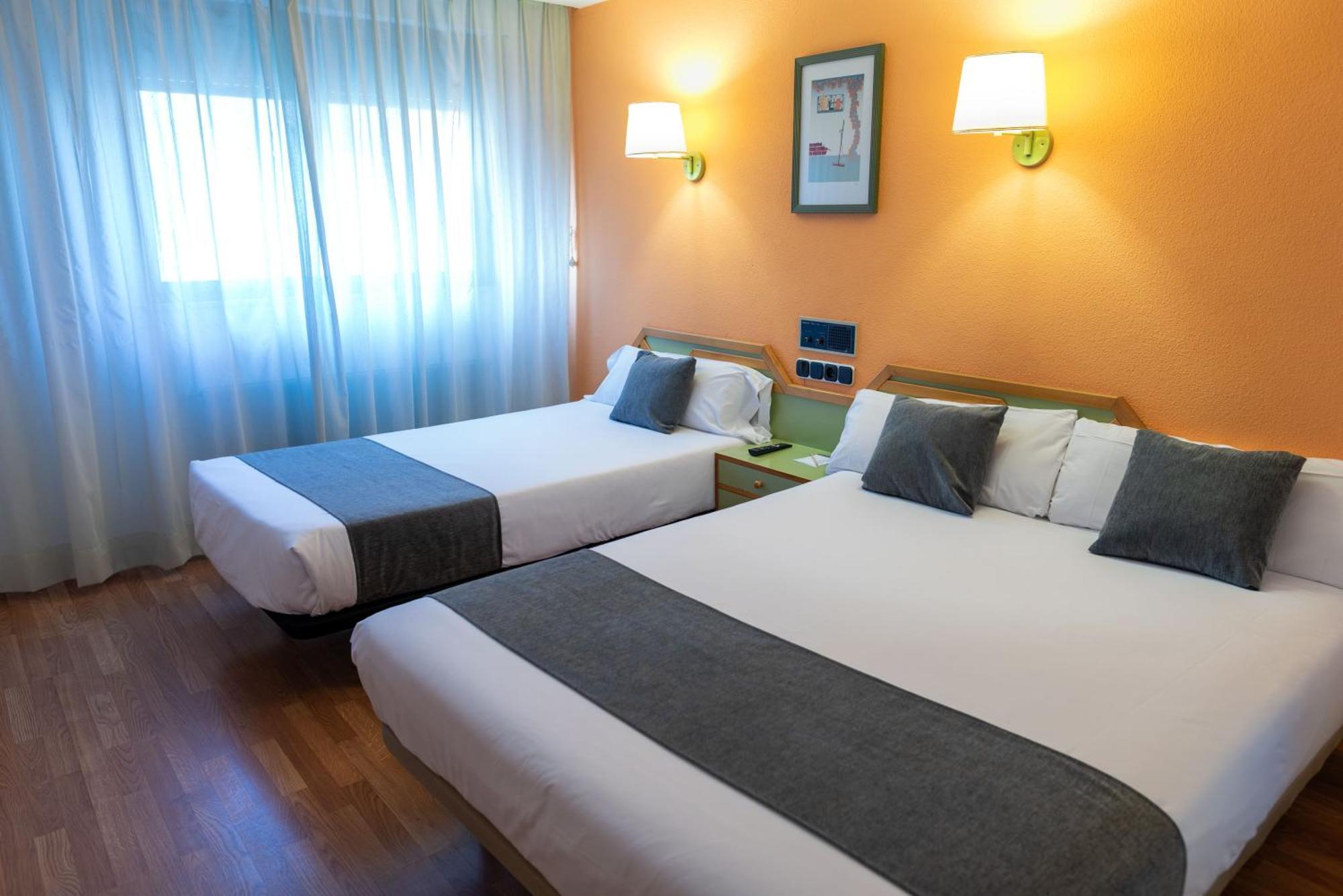 Hotel Alda Гихуэло Экстерьер фото