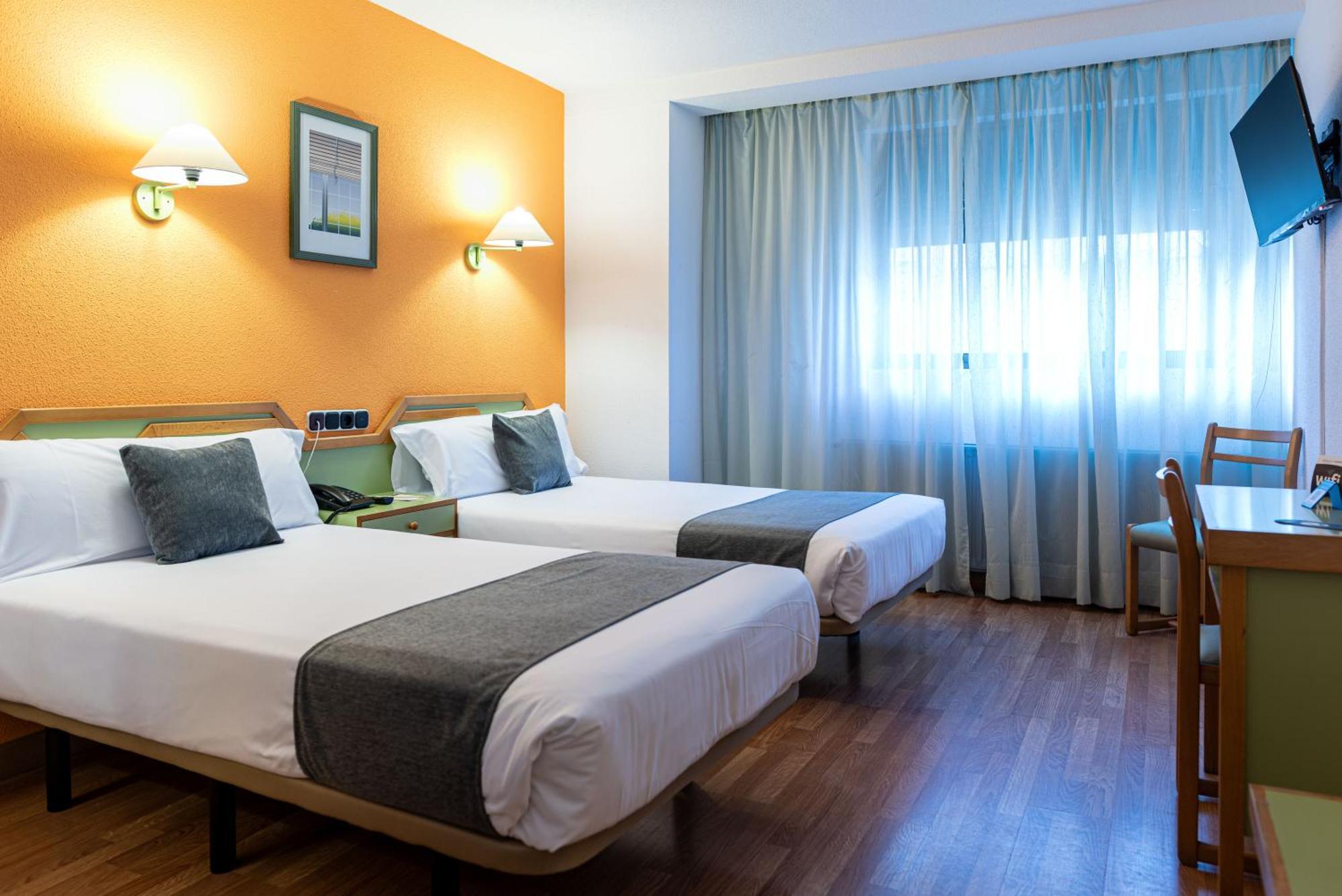 Hotel Alda Гихуэло Экстерьер фото