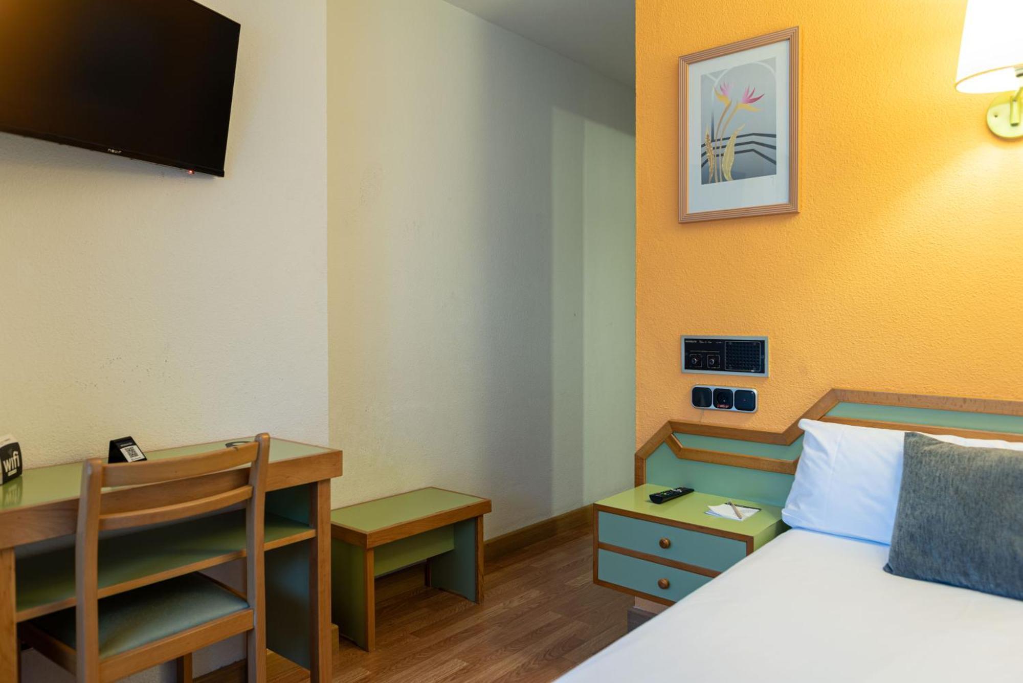 Hotel Alda Гихуэло Экстерьер фото