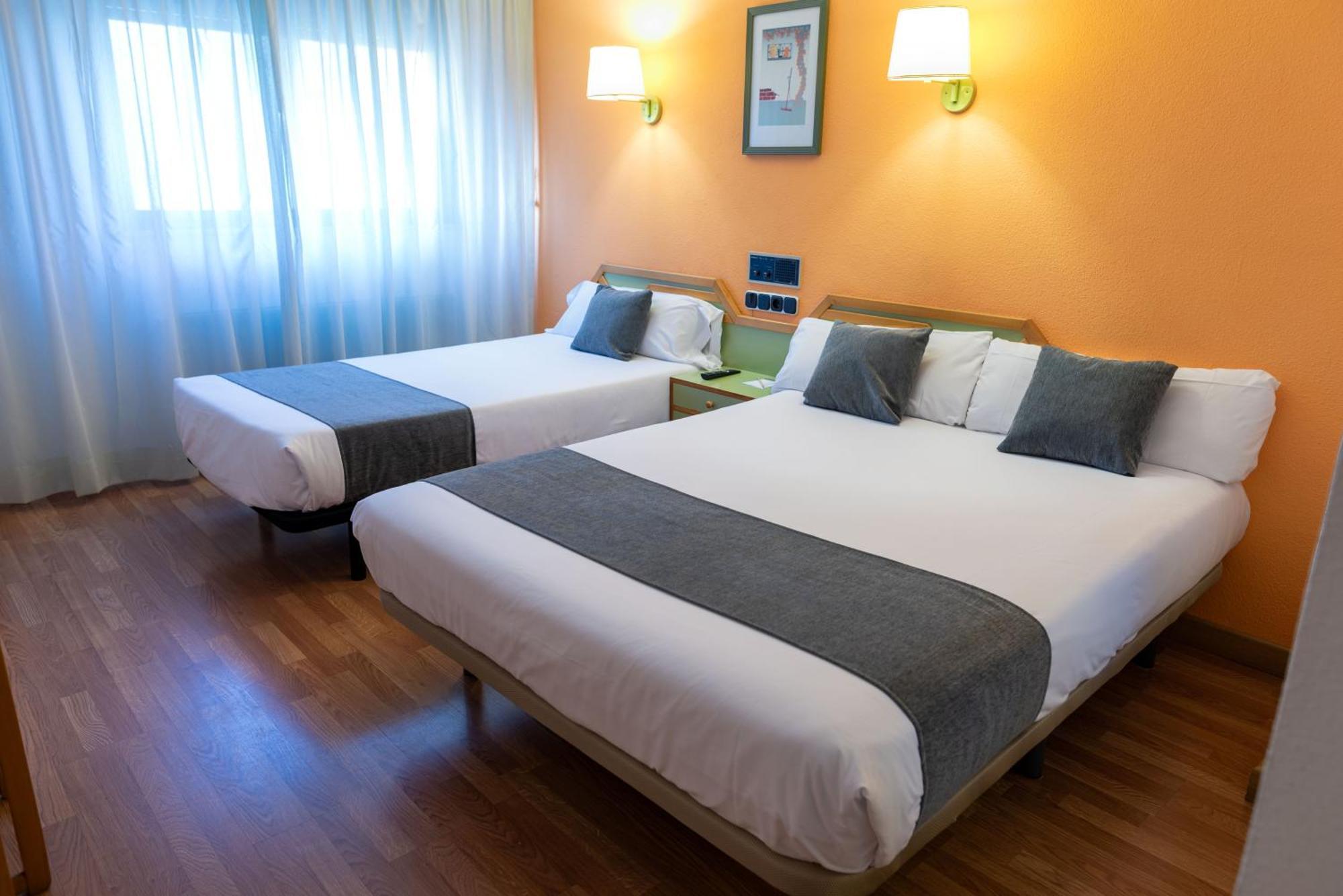 Hotel Alda Гихуэло Экстерьер фото