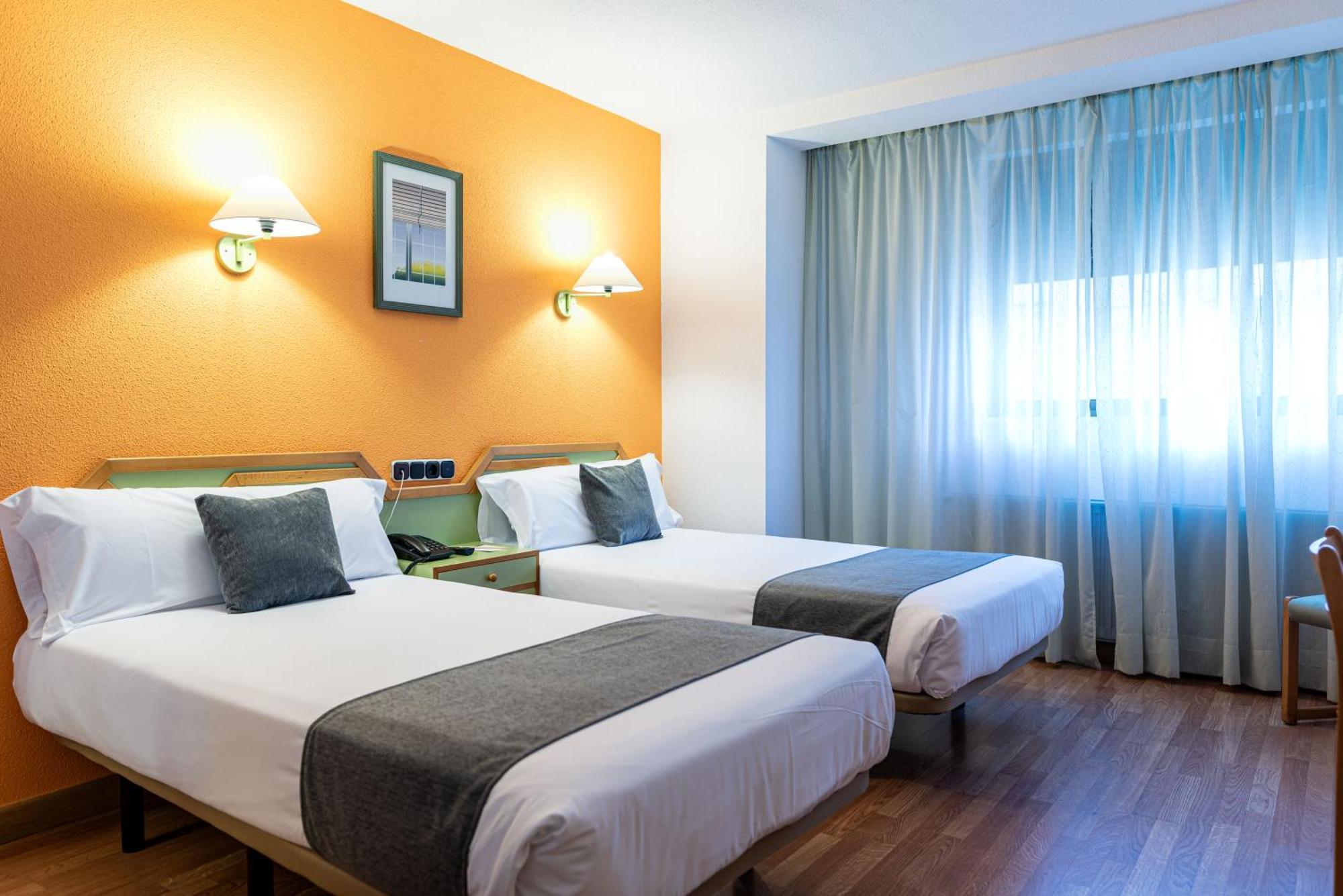 Hotel Alda Гихуэло Экстерьер фото